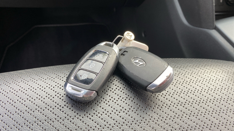 Hyundai Kona 1.6 GDi Hybrid Premium SE 5dr DCT Hybrid Hatchback